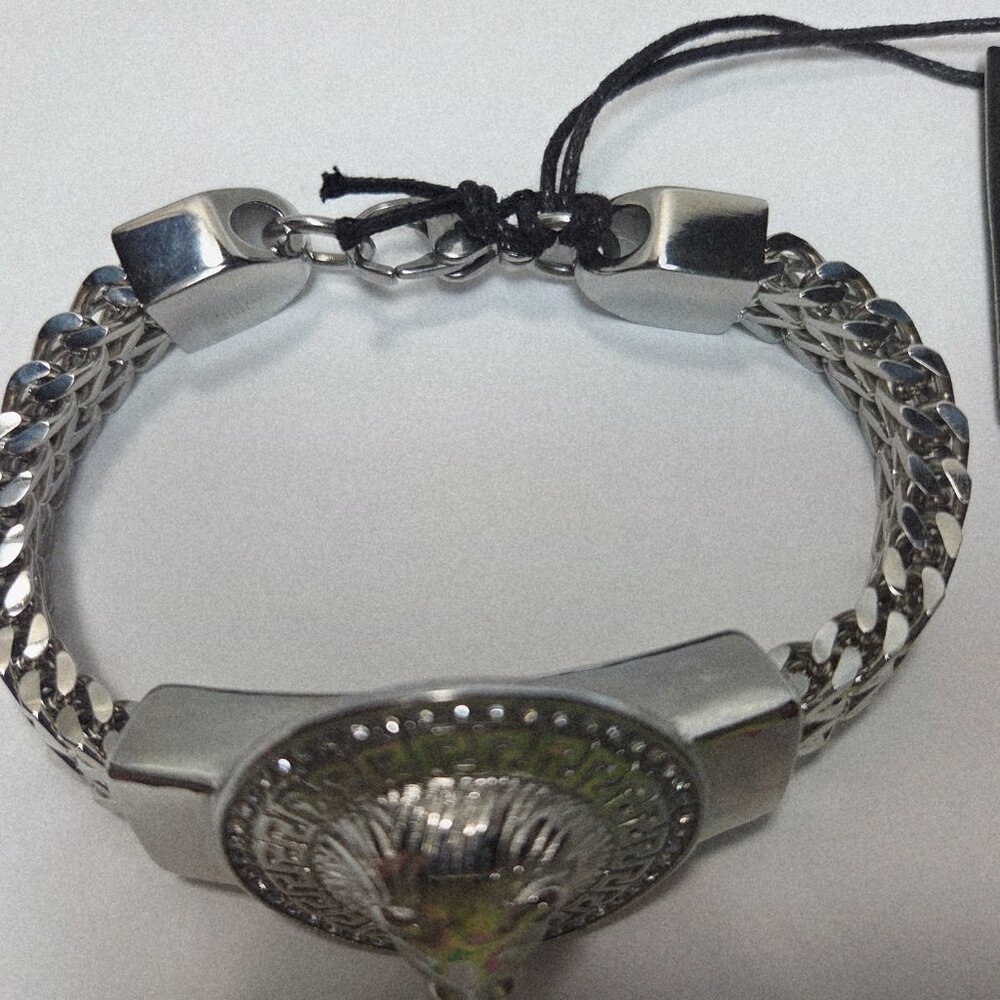 NWT ANTHONY JACOBS STAINLESS DOUBLE ROW CHAIN LION HEAD BRACELET 9" - Picture 2 of 6